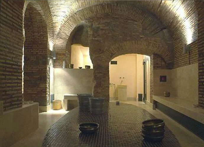 HOT BATHS 6 Tepidarium HOT BATHS